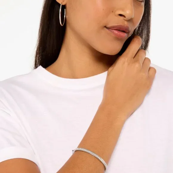 NWT Kate Spade Ring It Up Pave Bangle in Silver/Clear - Picture 3 of 6